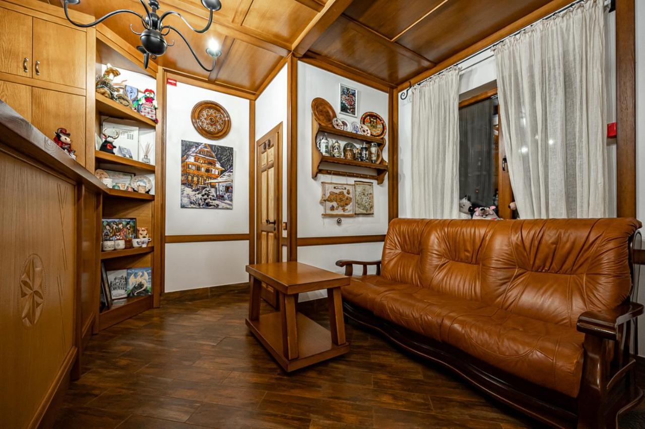 Отель Татарив DeLuxe Экстерьер фото
