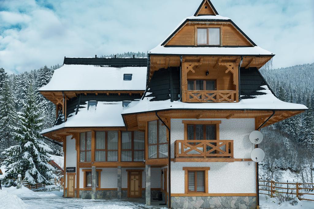Отель Татарив DeLuxe Экстерьер фото